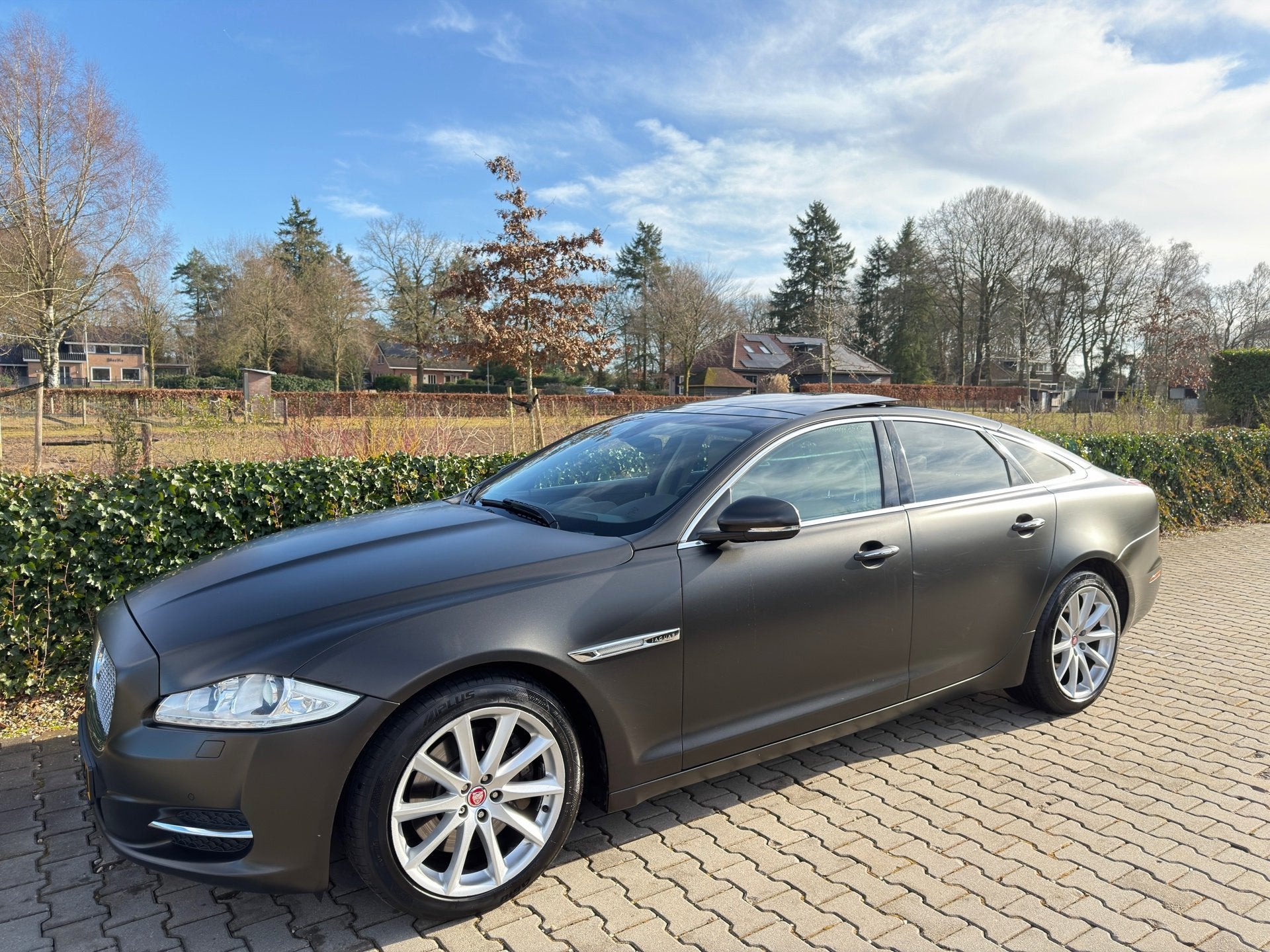 Jaguar XJ 3.0 V6D Premium Luxury , Clima / Cruise / Camera /, Auto's, Euro 5, Achterwielaandrijving, Gebruikt, Beige