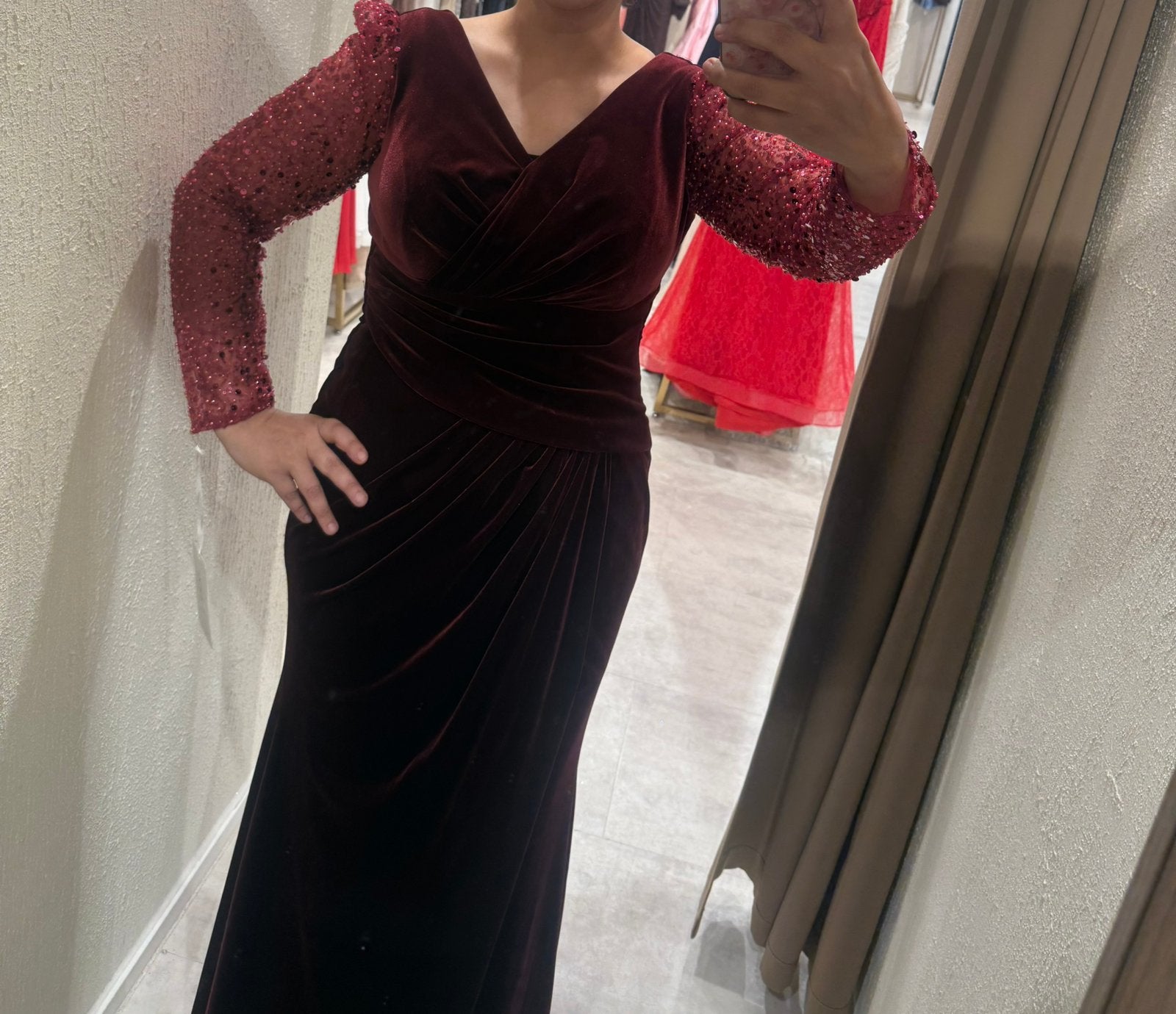 bordeaux velvet galajurk, Kleding | Dames, Gelegenheidskleding, Galajurk, Maat 42/44 (L), Ophalen of Verzenden, Zo goed als nieuw