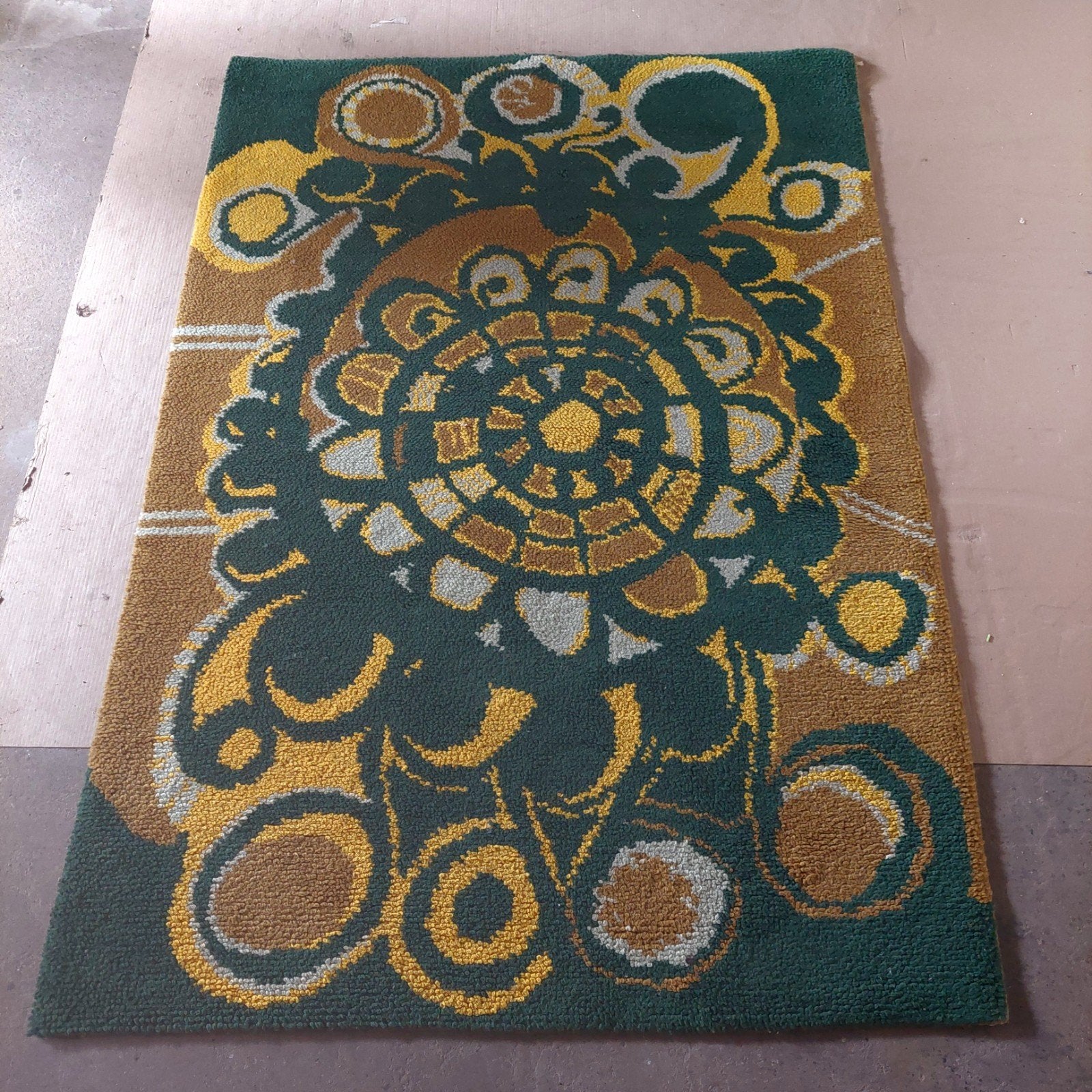 Lucky Vintage seventies Rya space age vloerkleed, Huis en Inrichting, Stoffering | Tapijten en Kleden, Ophalen, ., Geel, .