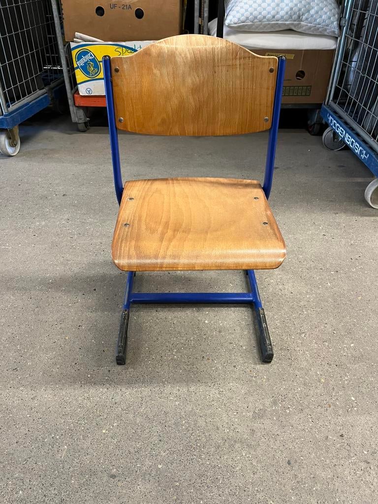 Schoolstoeltje  kinderstoeltje 80 stuks, Ophalen, Gebruikt, C, C