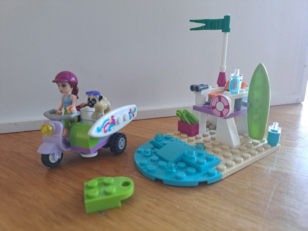 Lego Friends 41306 - Mia's Strandscooter met boekje, Lego, Friends, Ophalen of Verzenden, Zo goed als nieuw