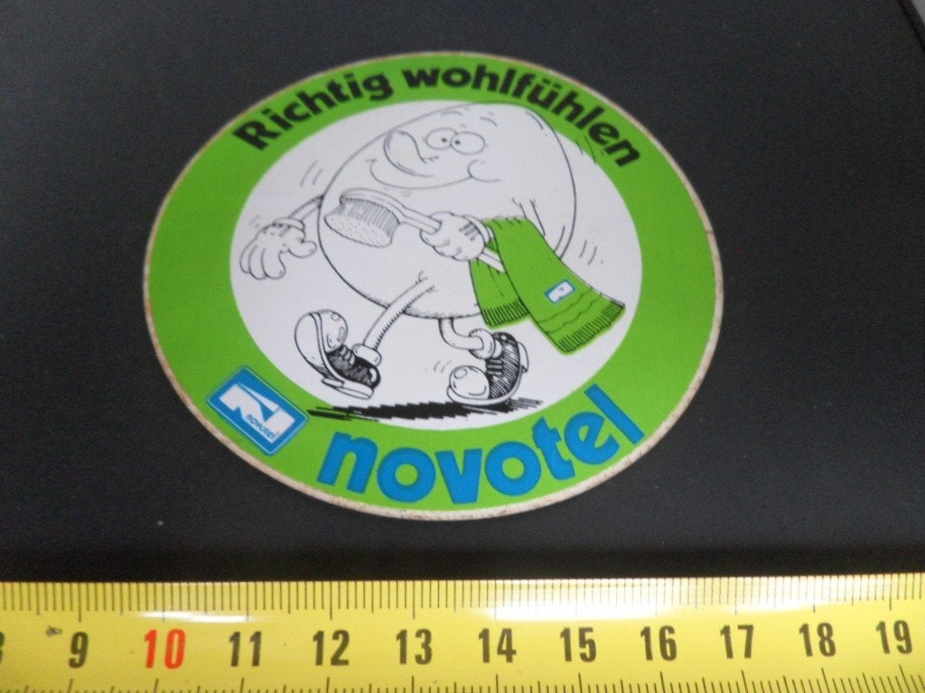 sticker NOVOTEL Richtig wohlfühlen, Verzamelen, Ophalen, Zo goed als nieuw
