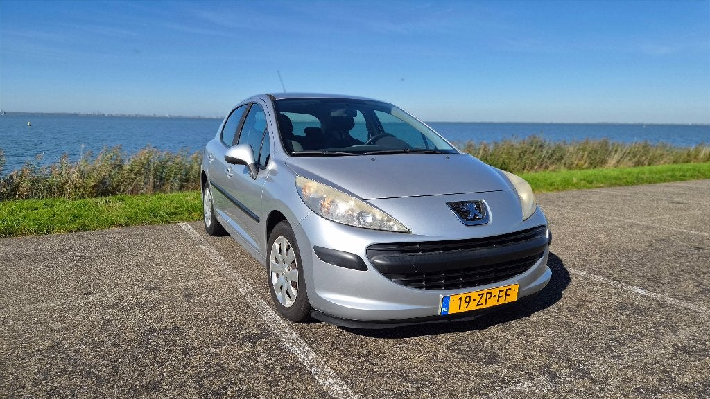 Peugeot 207 1.4 VTI 16V 5DRS 2008 Grijs, Auto's, Voorwielaandrijving, Stof, Zwart, 1153 kg