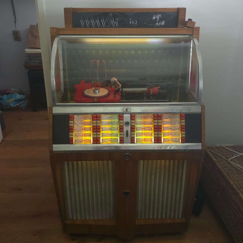 Vintage Ami Jukebox - Werkend en Compleet, Verzamelen, 1950 tot 1960, Zo goed als nieuw, Ami, Ophalen