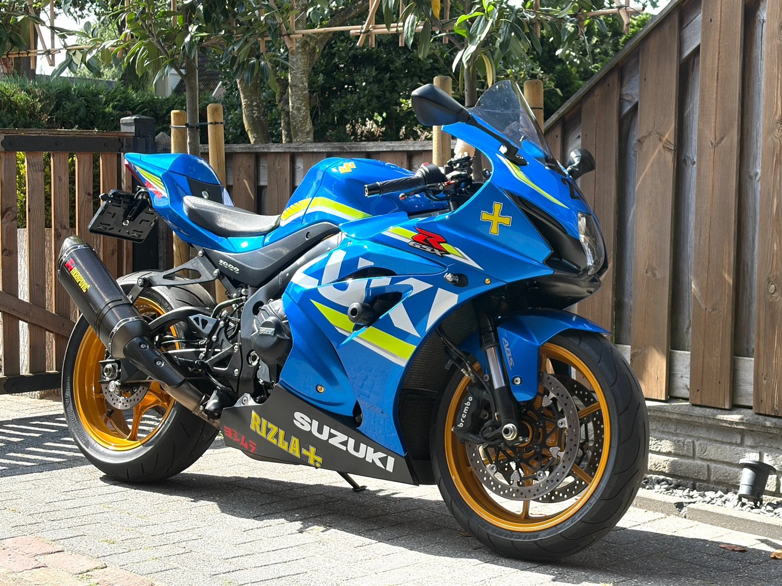 Suzuki GSX-R 1000 2018 Akra Quicksifter 211pk ABS Garantie!, Motoren, Suzuki, Occasion, Motorrijbewijs A, Bedrijf