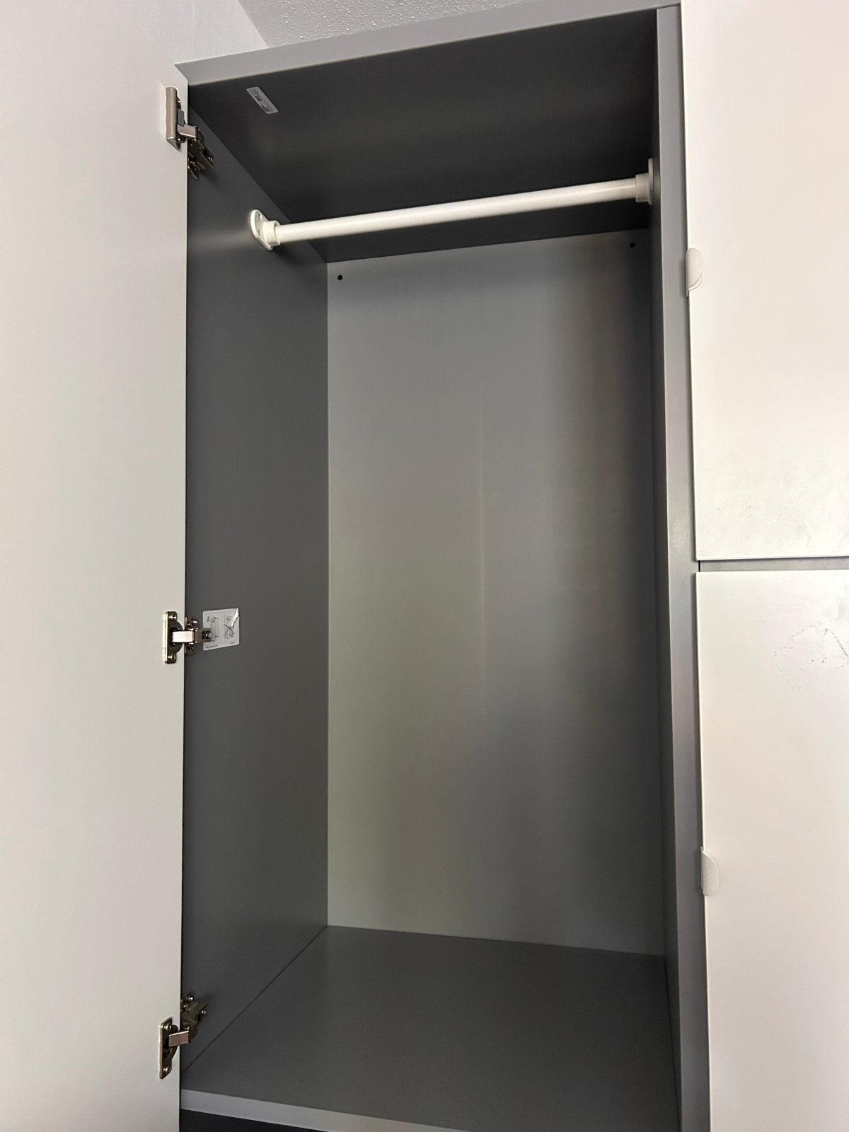 IKEA Kledingkast Visthus  met lades en hangruimte, Huis en Inrichting, Ophalen, 100 tot 150 cm, 200 cm of meer, Zo goed als nieuw