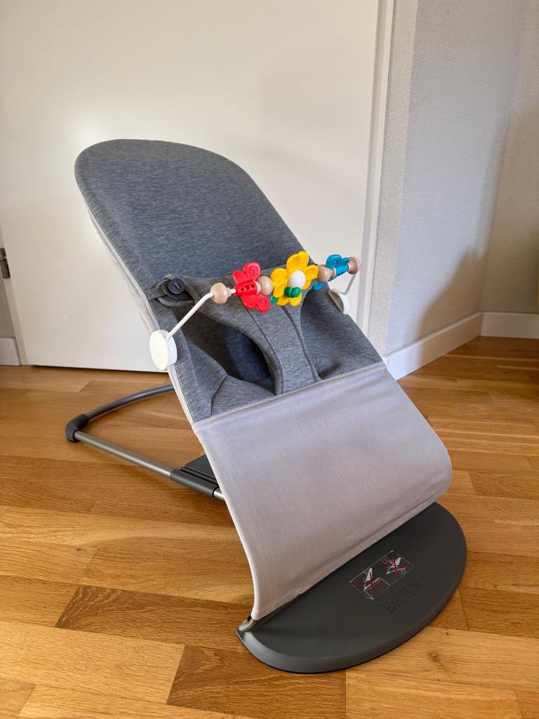 BabyBjörn Wipstoeltje Bliss met speelgoed, Kinderen en Baby's, Wipstoeltjes, Ophalen, Zo goed als nieuw, Wipstoel, Overige merken