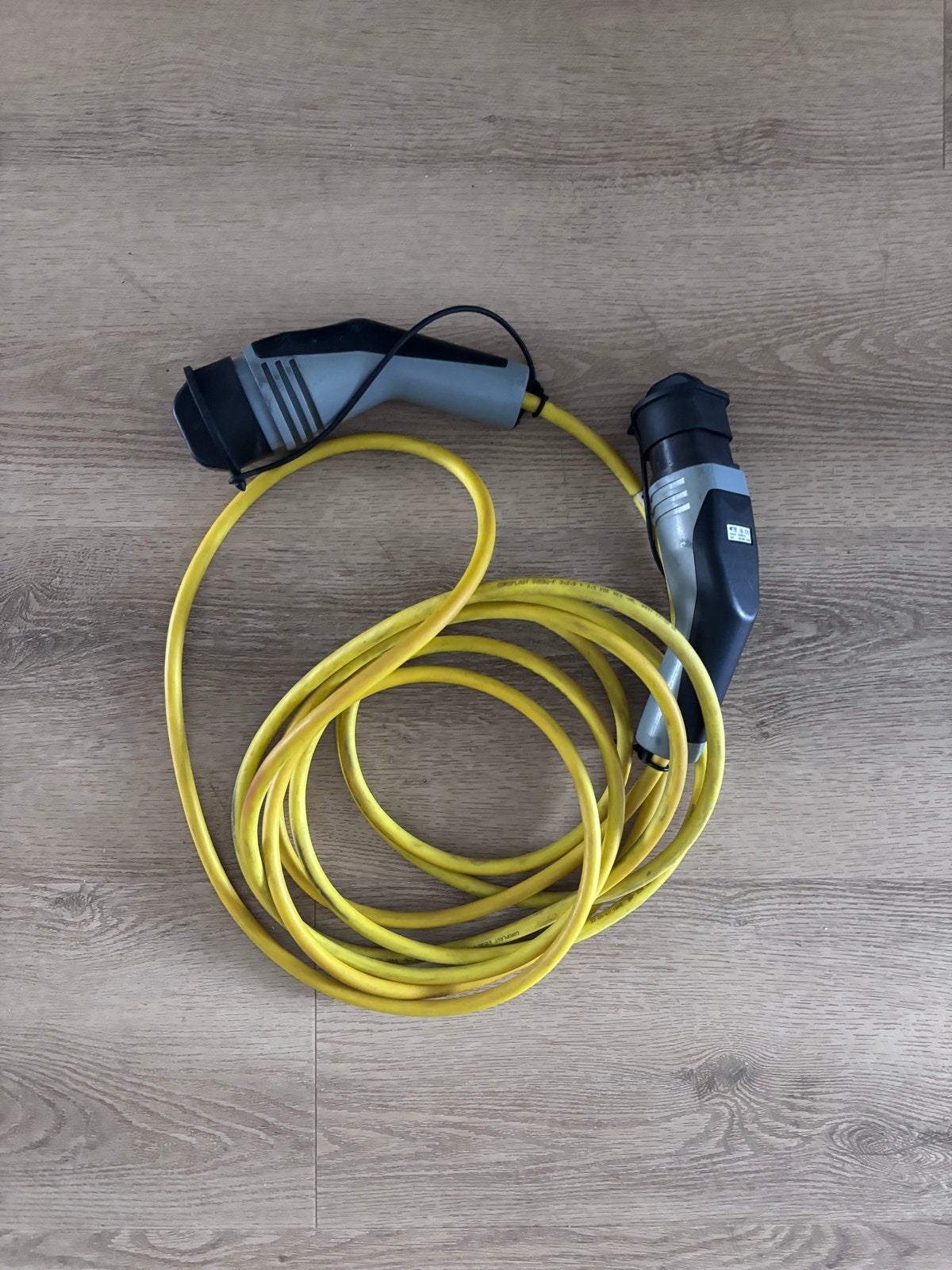 Laadkabel Type 2 naar Type 2 (16A, 200-250V) 1-fase kabel, Ophalen, Gebruikt, Volkswagen
