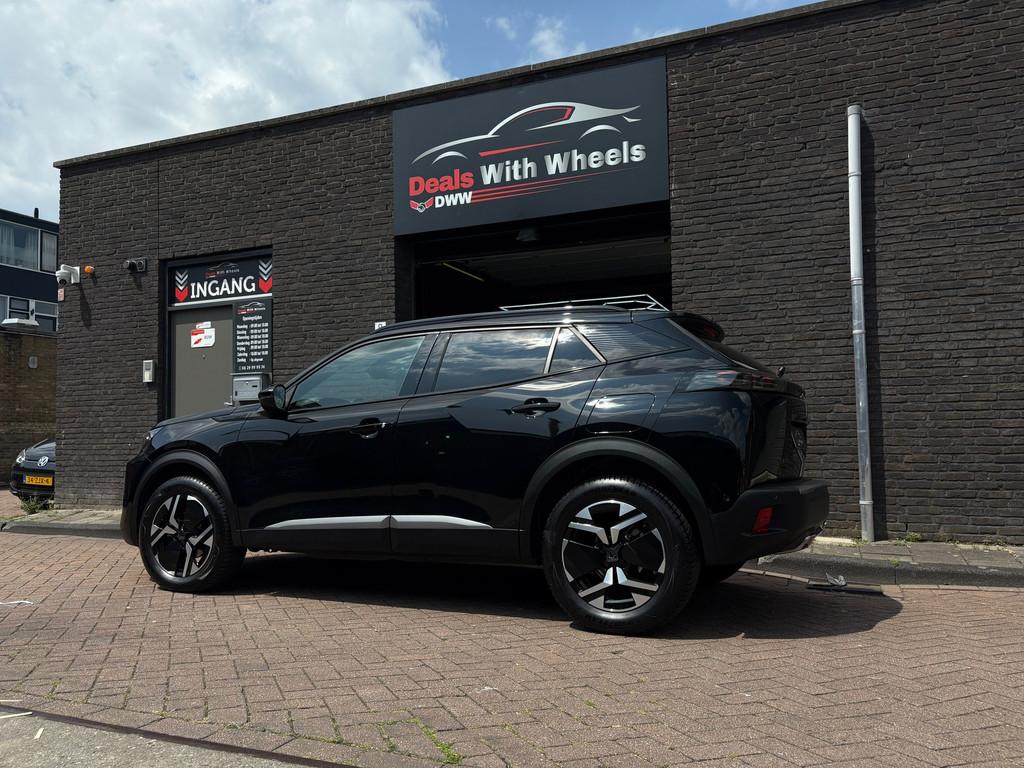 Peugeot 2008 1.2 Hybrid 136 GT, Auto's, Gebruikt, Euro 6, 1199 cc, Zwart