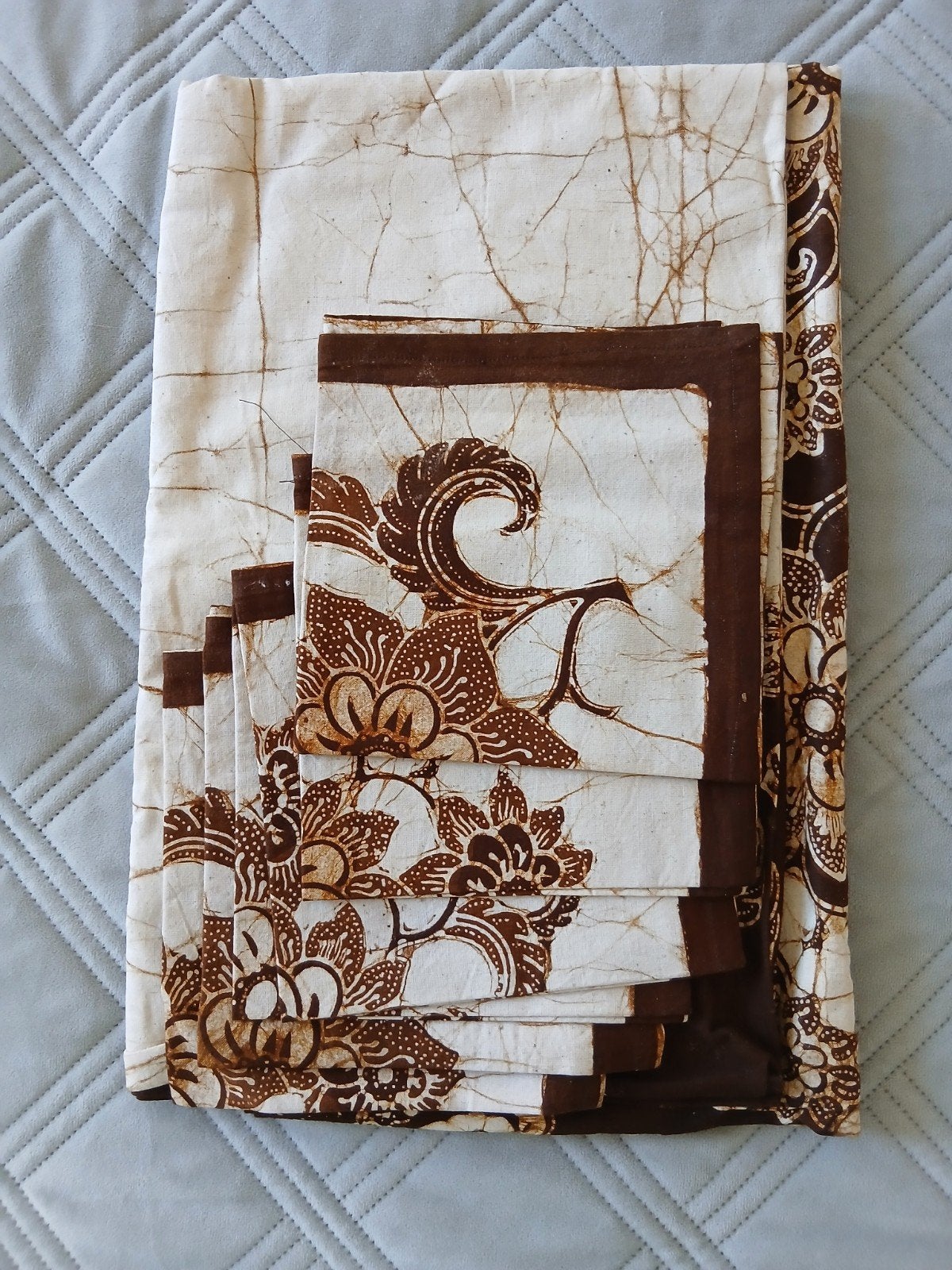 Batik bruin/beige handgemaakt tafelkleed + 6 servetten Nieuw, 149 cm, Vierkant, Nieuw, Katoen
