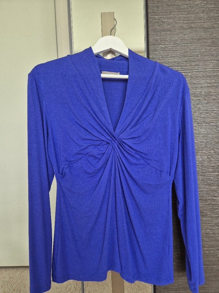 Koningsblauwe trui met lange mouwen en draperie, Blauw, Maat 42/44 (L), Ophalen of Verzenden, LEON