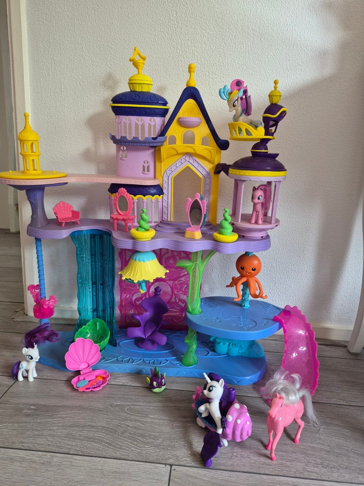 Leuk speel huis met paardjes, Ophalen of Verzenden, Zo goed als nieuw, Jongen of Meisje
