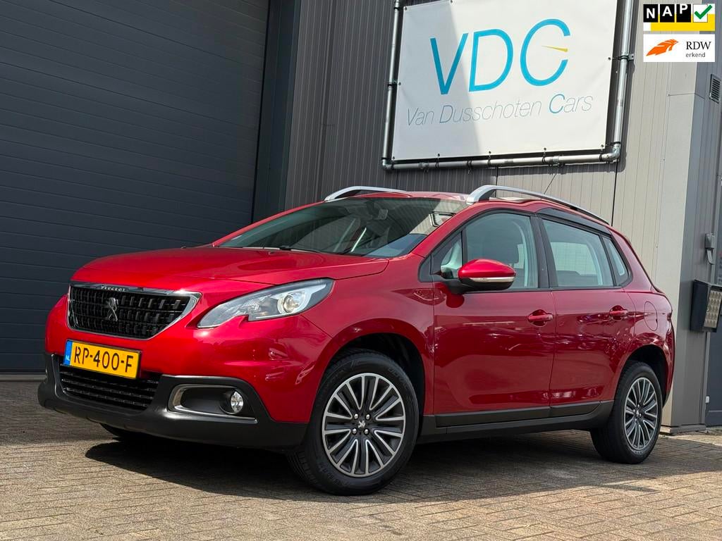 Peugeot 2008 1.2 PureTech Blue Lion | Automaat | Navigatie, Stof, 1199 cc, 610 kg, Origineel Nederlands