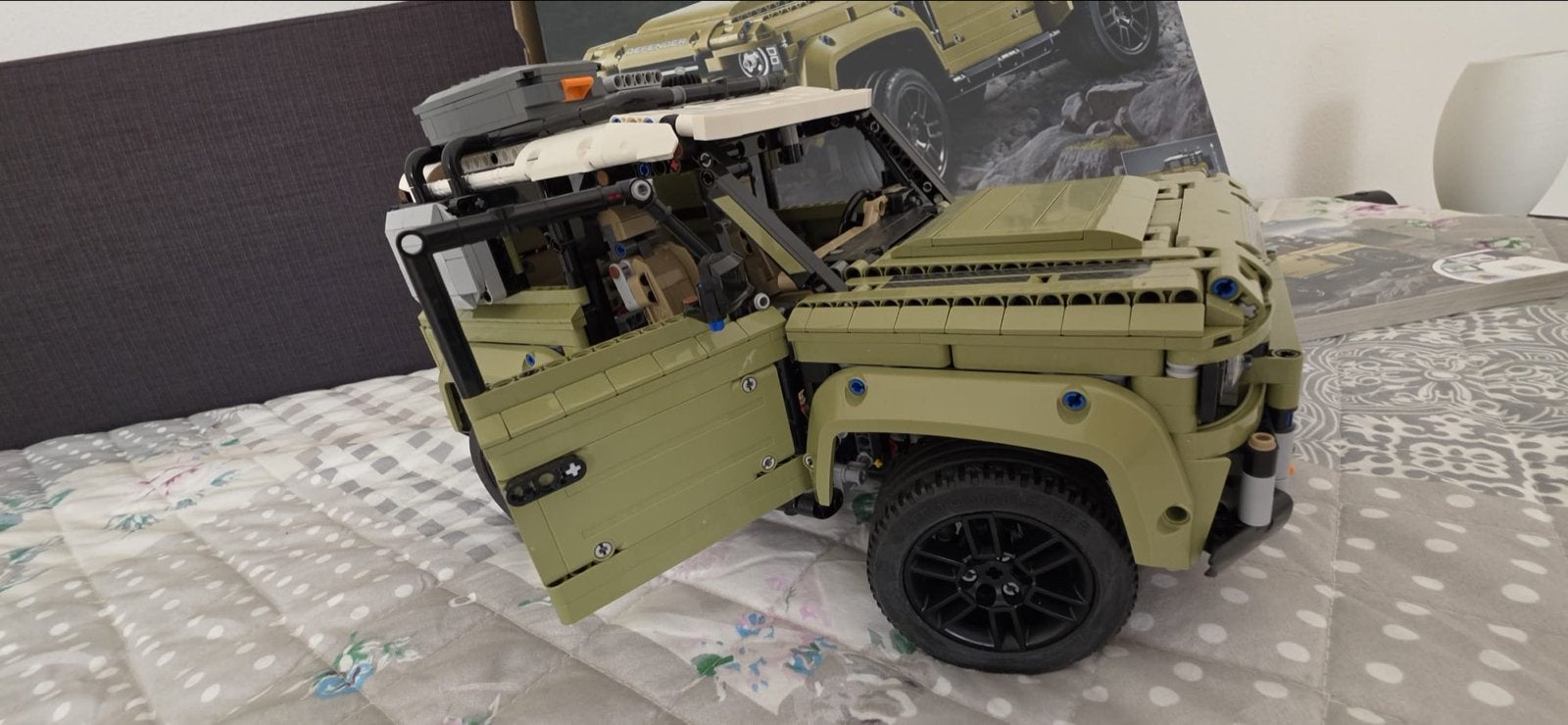 Lego Technic Land Rover Defender, Volvo en CAT D11 Bulldozer, Ophalen, Zo goed als nieuw