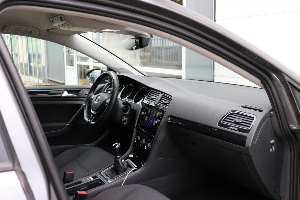 Volkswagen GOLF 1.0 TSI SOUND/A.CARPLAY/CLIMA/STOELVERW./AD., Voorwielaandrijving, 86 pk, Euro 6, 610 kg