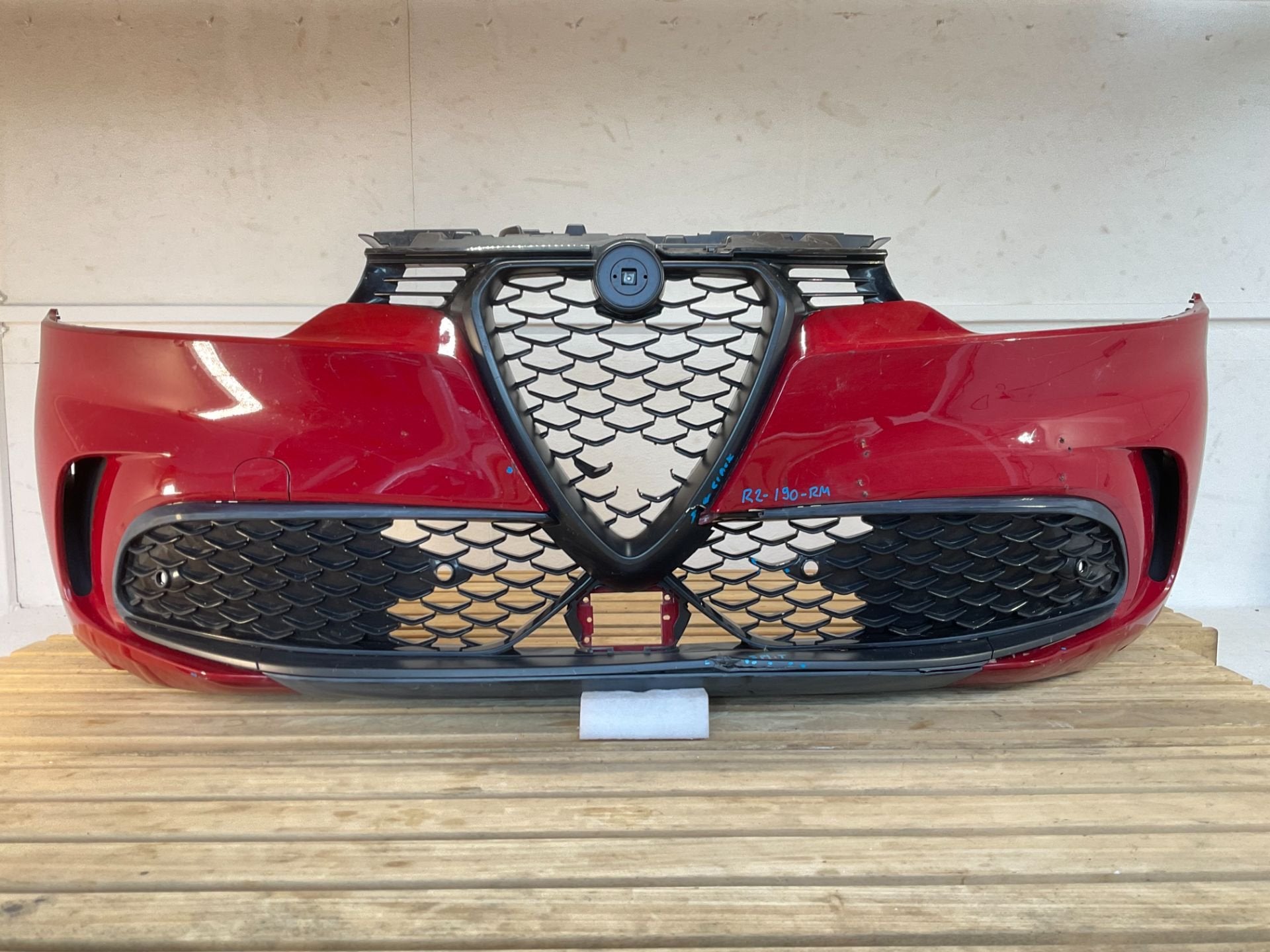 Voorbumper Alfa Romeo Tonale Bumper 50571209 2022- R2-190-RM, Gebruikt, Dpofca@stellantis.com, Voor, Stellantis Europe S.p.A.