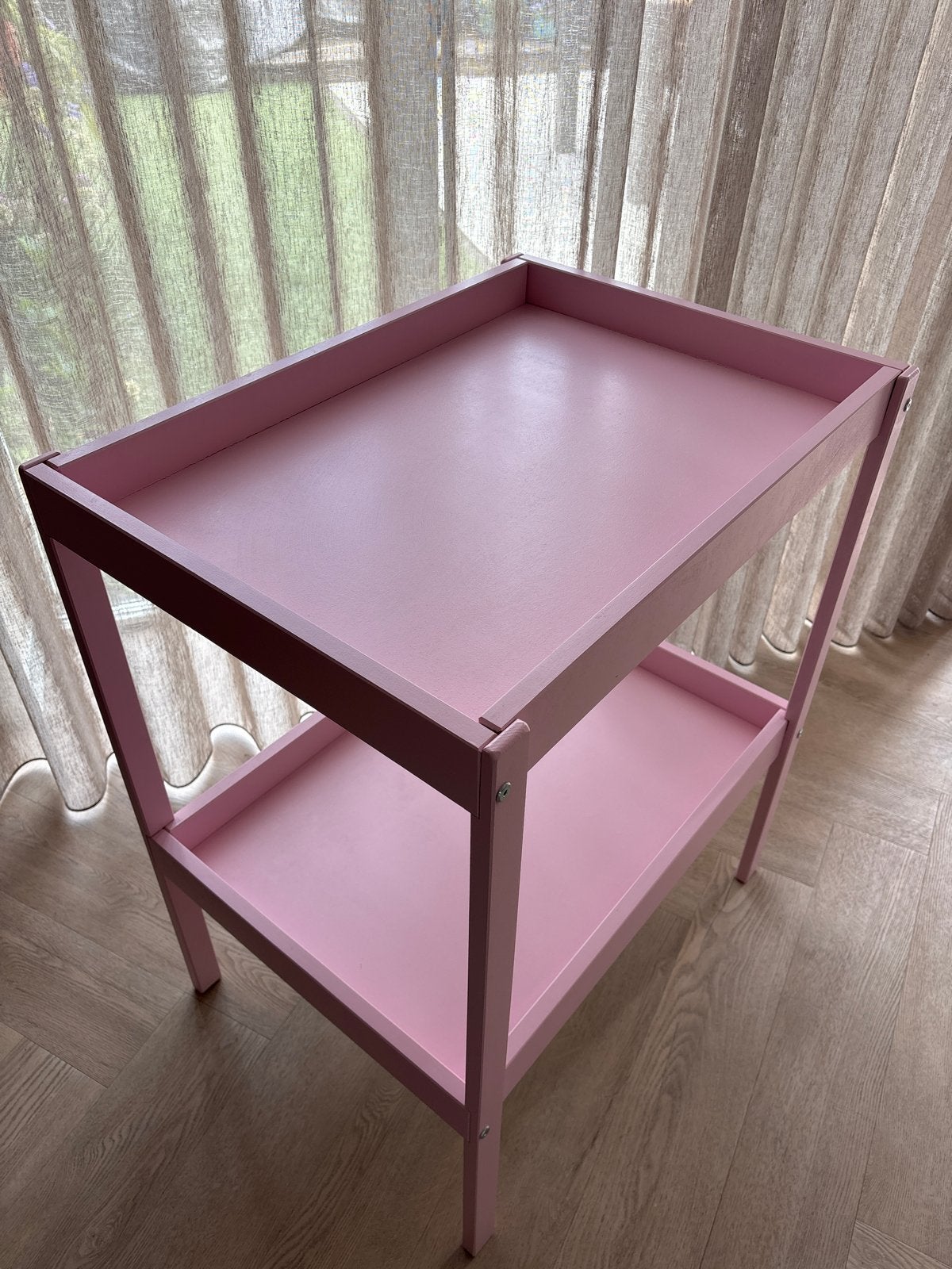 Roze Commode met Opstaande Rand - Zo goed als nieuw, Ophalen, 50 tot 70 cm, Zo goed als nieuw, 75 tot 100 cm