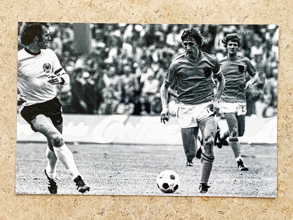 Org z/w foto Johan Cruijff_F Beckenbauer finale WK 07-07-'74, Verzenden, Nieuw, Ajax, Poster, Plaatje of Sticker
