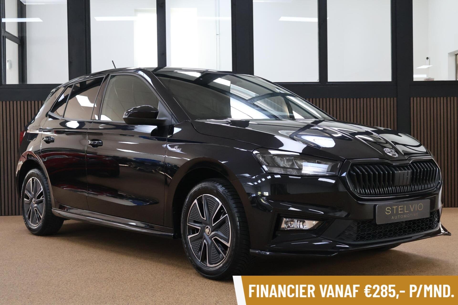 SKODA FABIA 1.0 MONTE CARLO | 12.409 KM | 2023 | SPORTIEF, Auto's, Voorwielaandrijving, Stof, Gebruikt, Zwart