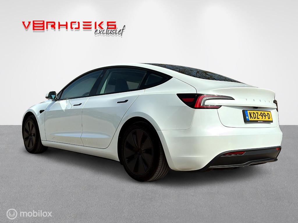 Tesla Model 3 RWD Nieuw Model + Trekhaak!, Automaat, Achterwielaandrijving, Gebruikt, Zwart