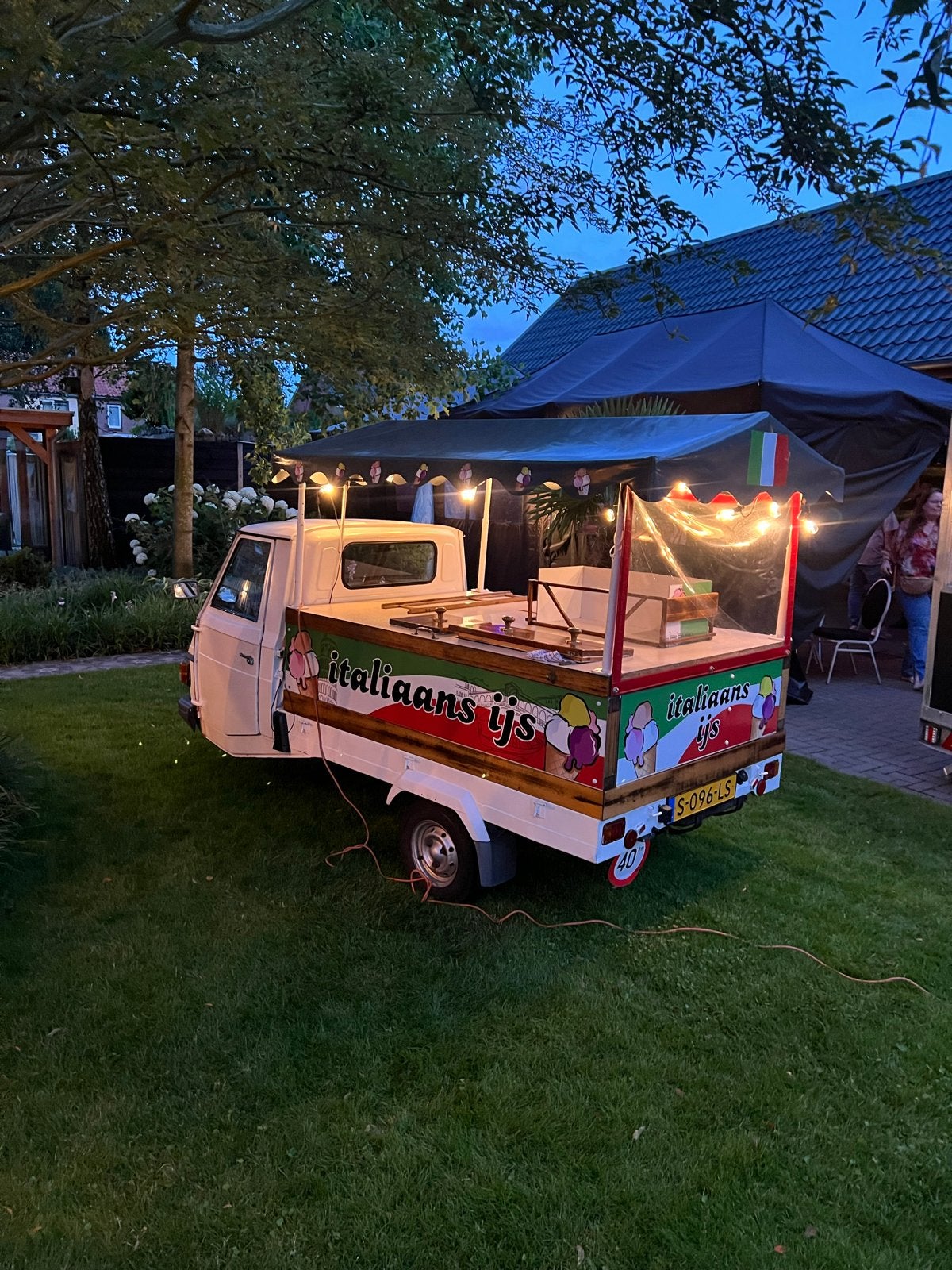 Italiaanse ijscowagen - Piaggio Ape, Ophalen of Verzenden