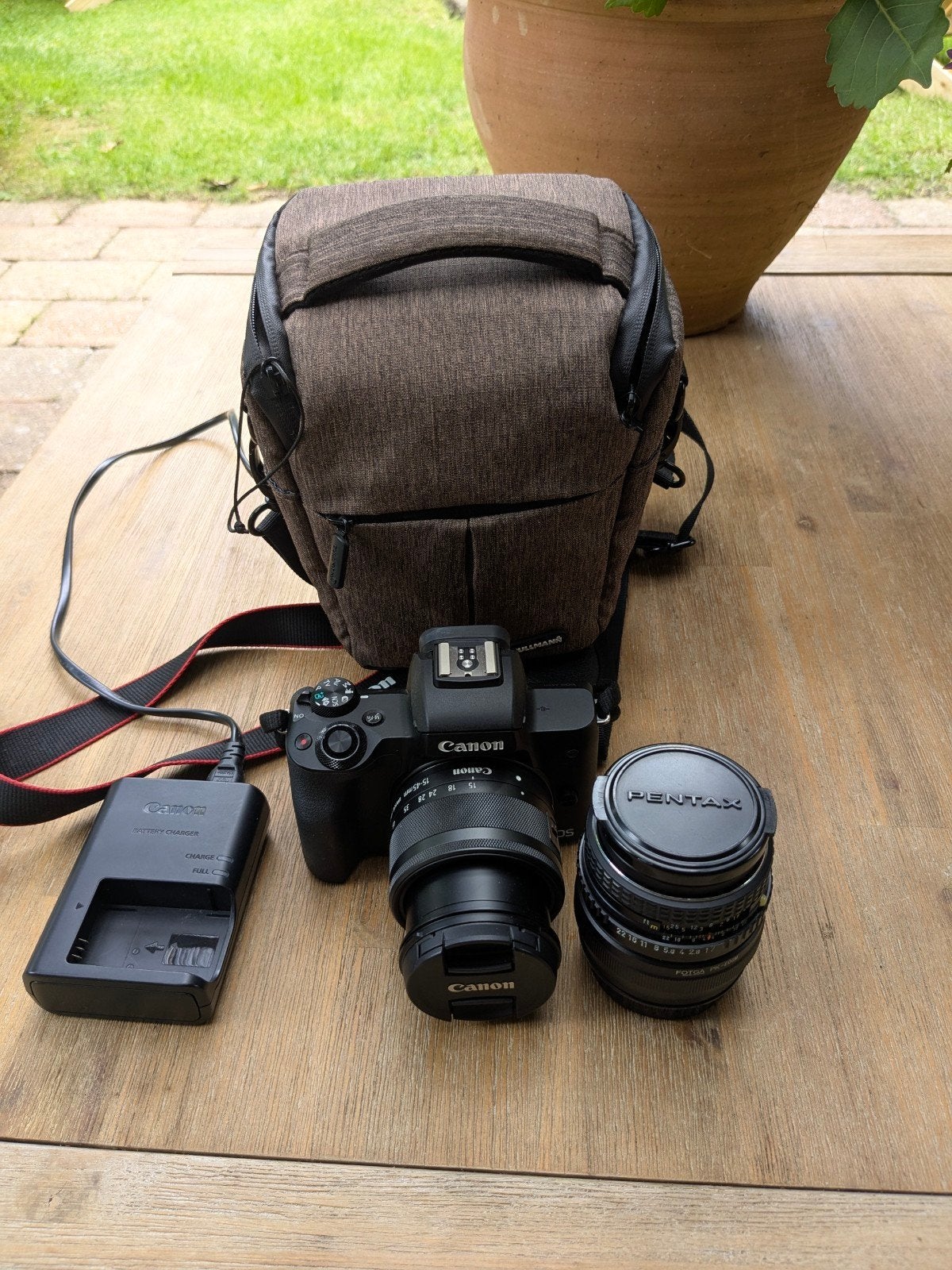 Canon EOS M50 systeemcamera + EF-M 15-45mm kitlens, Canon, Compact, Ophalen of Verzenden, Zo goed als nieuw