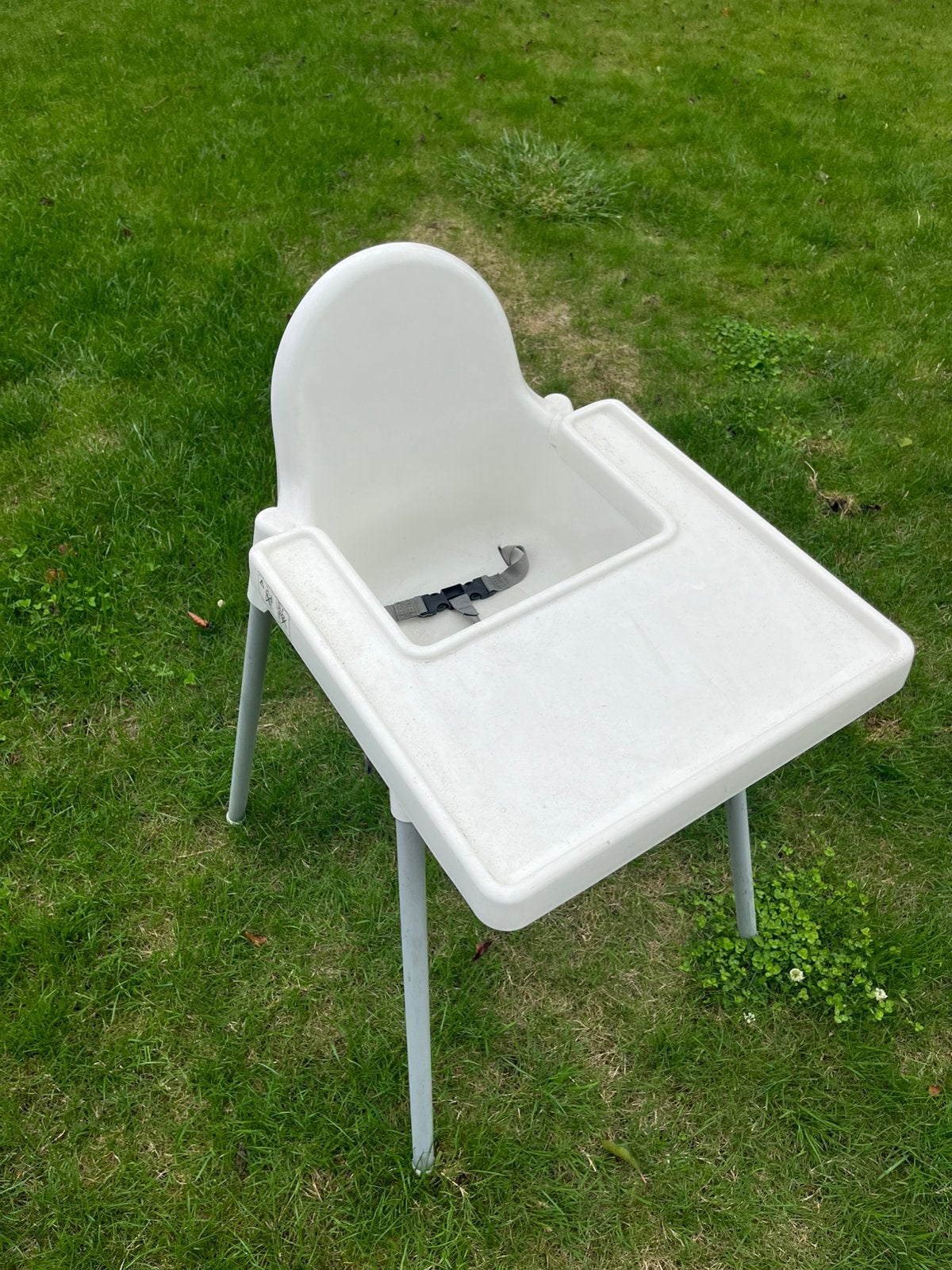 Ikea kinderstoel - gratis, Ophalen, Zo goed als nieuw, Overige typen, Gordel(s)