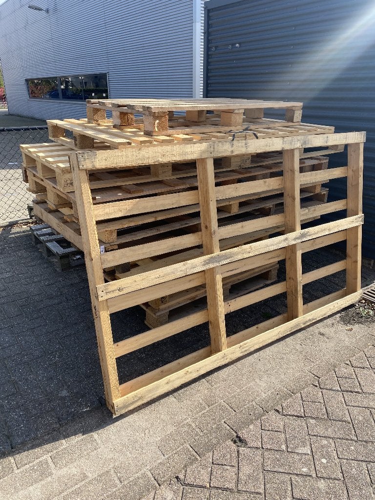 Gratis: Houten pallets, Gebruikt, Ophalen of Verzenden, 50 mm of meer, Pallet
