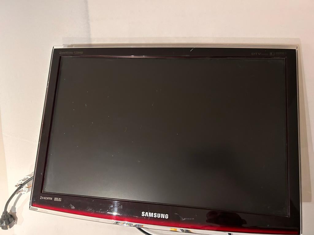 Samsung T220HD 22 inch LCD monitor TV, Ophalen, Gebruikt, Samsung, 40 tot 60 cm