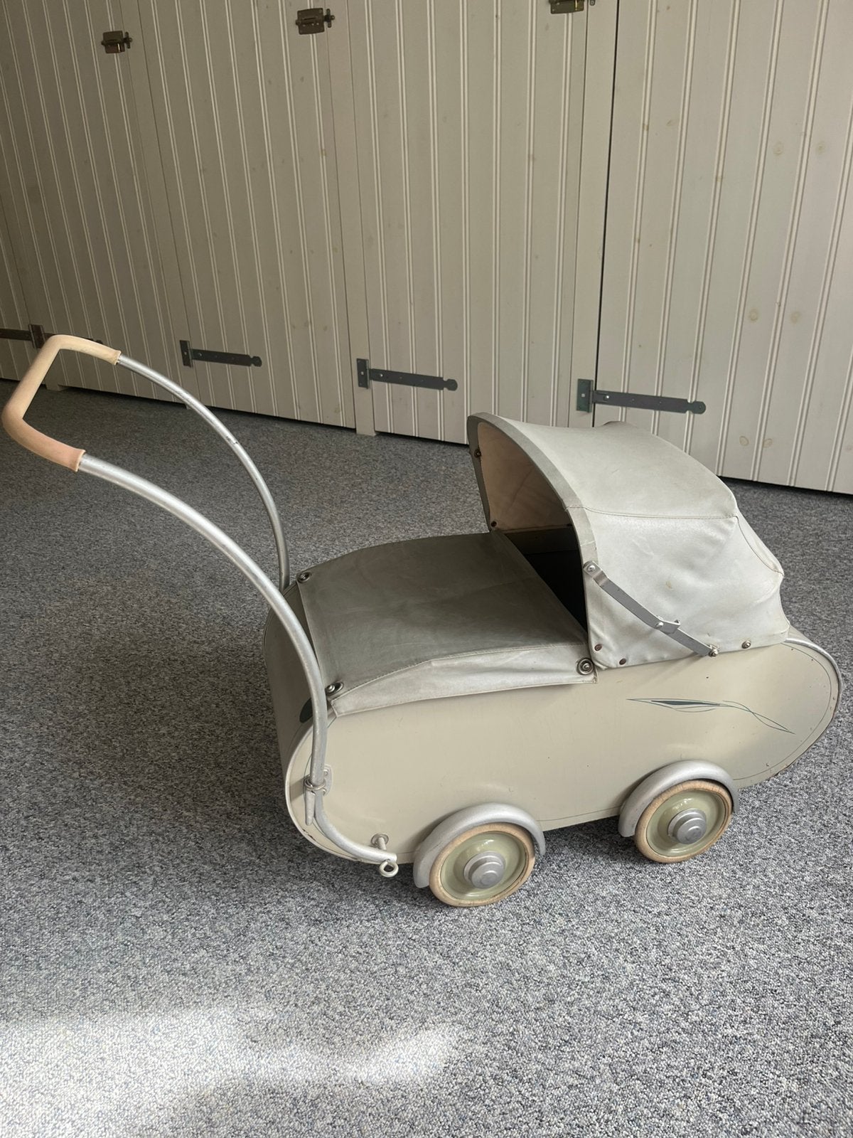 Vintage Mutsaers poppenwagen., Antiek en Kunst, Ophalen