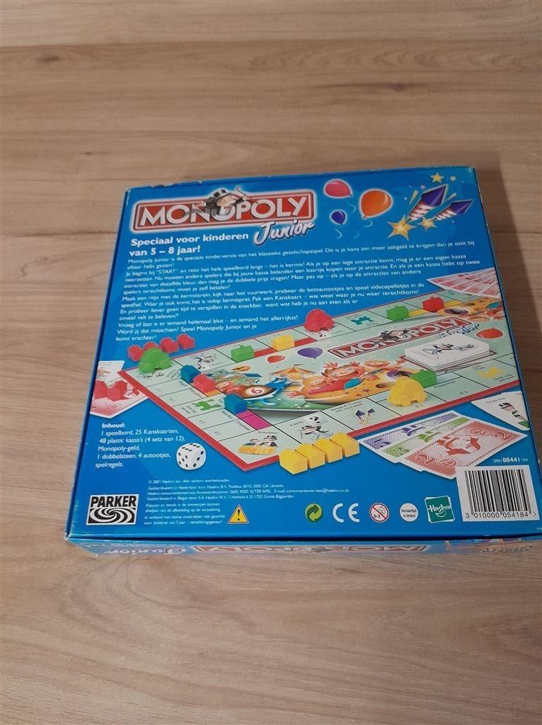 monopoly junior kermis - s3216, Hobby en Vrije tijd, Gezelschapsspellen | Bordspellen, Verzenden, Zo goed als nieuw