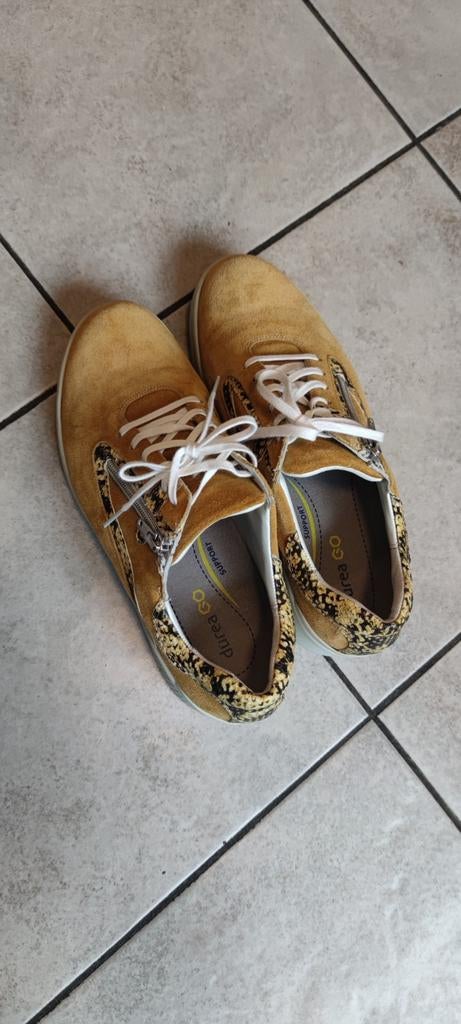 DUREA GO in zeer goede staat mooie sneakers maat 6.5K/39.5K/, Kleding | Dames, Schoenen, Ophalen of Verzenden, Zo goed als nieuw