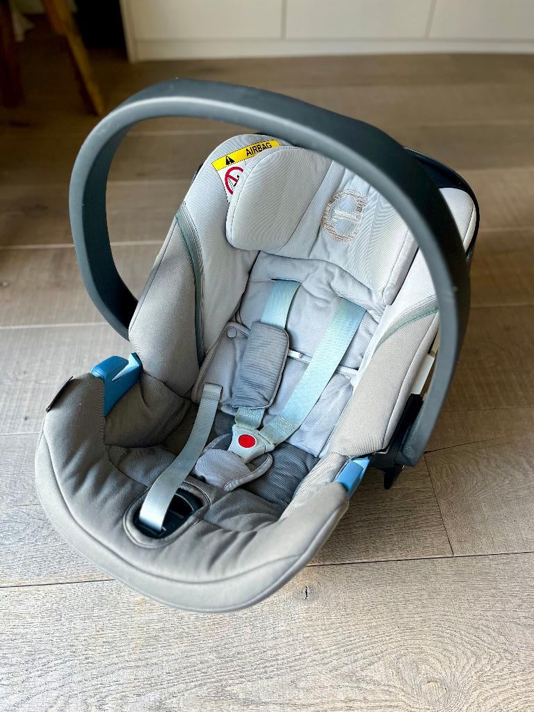 Autostoel Cybex Aton 5 + base (grijs) - zeer goede staat, Gebruikt, Isofix, 0 t/m 13 kg, Slaapstand