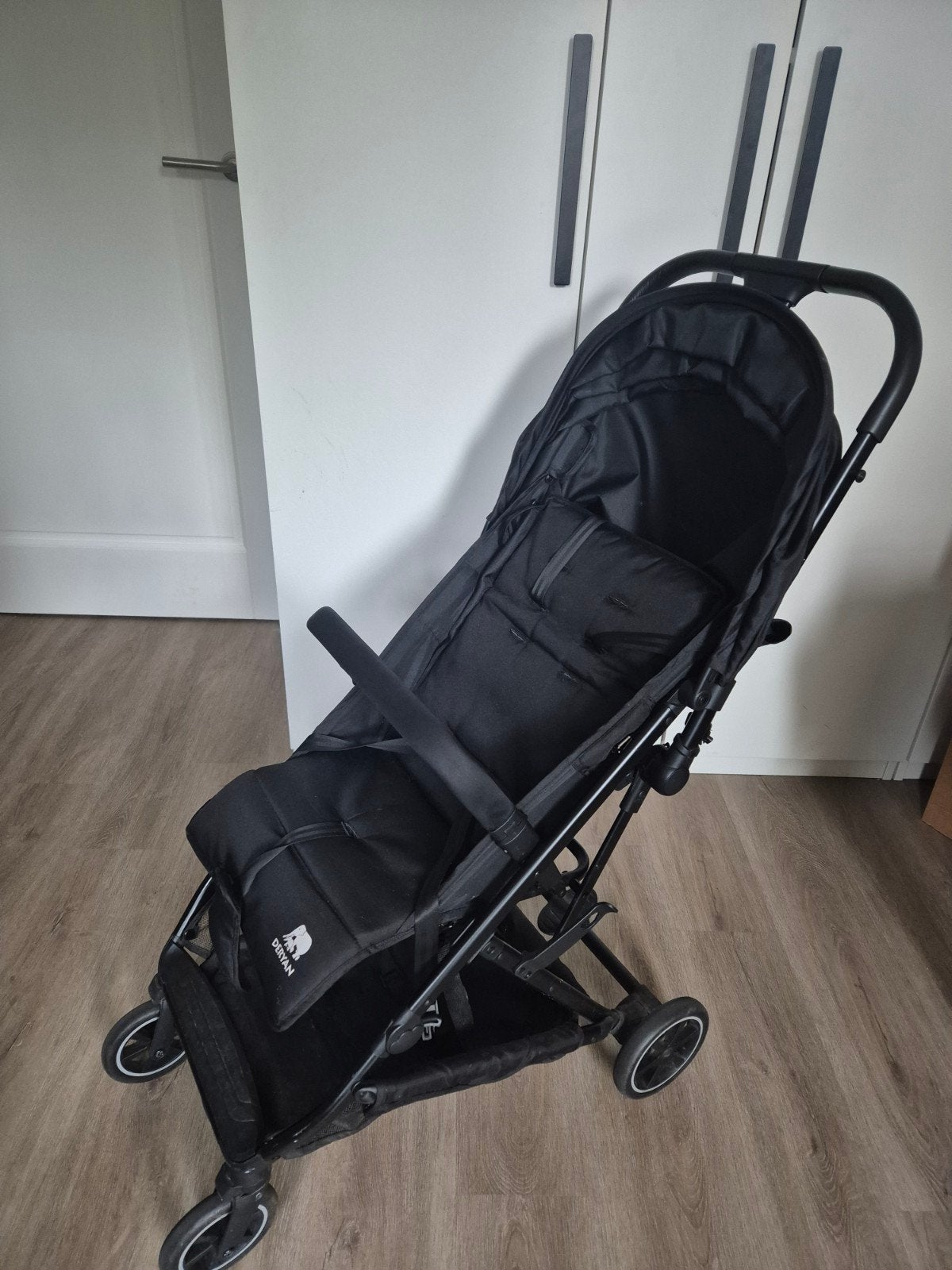 Deryan buggy, mag mee in vliegtuig, Kinderen en Baby's, Buggy's, Ophalen of Verzenden, Gebruikt, Overige merken, Verstelbare rugleuning