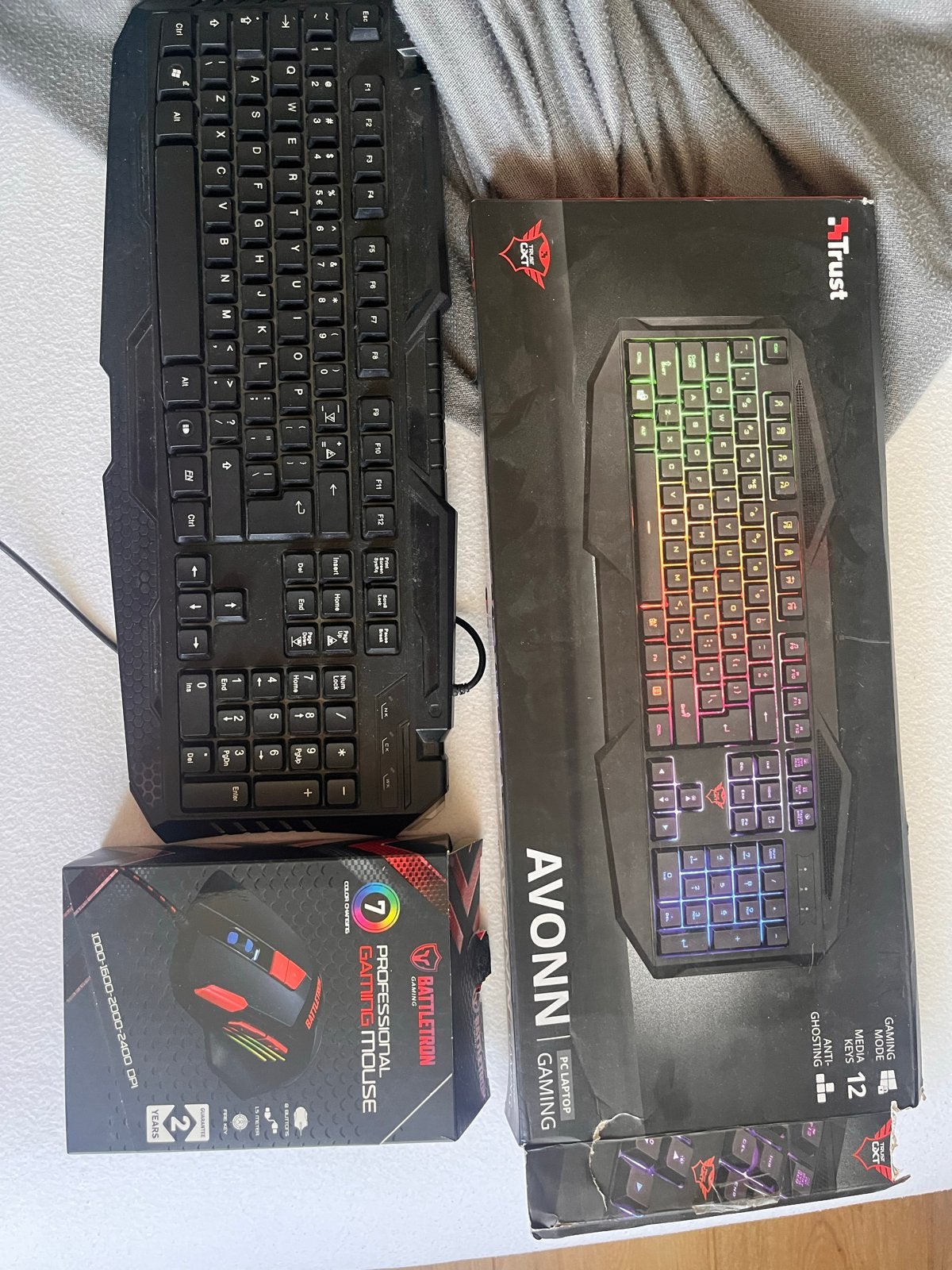 2x Toetsenbord en 1x Muis - Prima Conditie, Gebruikt, Toetsenbord en muis-set, Ophalen of Verzenden, Qwerty
