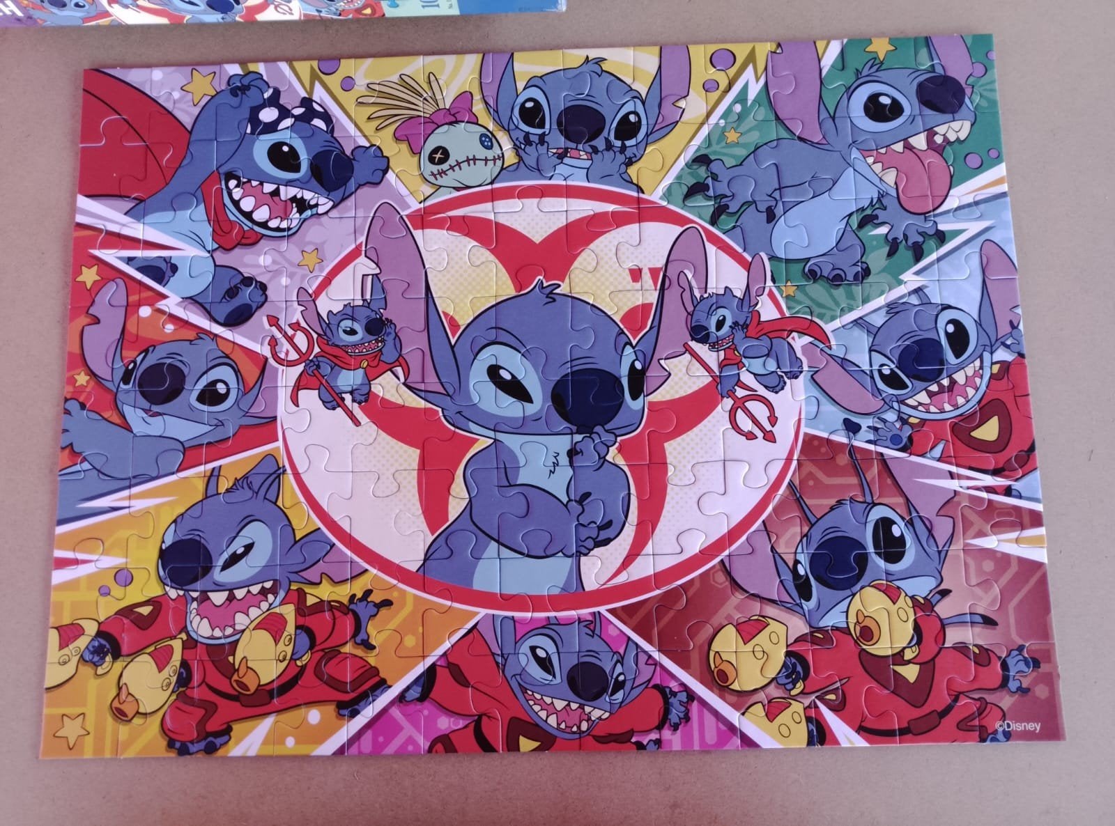 Ravensburger Disney Stitch XXL Legpuzzel 100 stukjes, Ophalen of Verzenden, Meer dan 50 stukjes, Gebruikt, 6 jaar of ouder