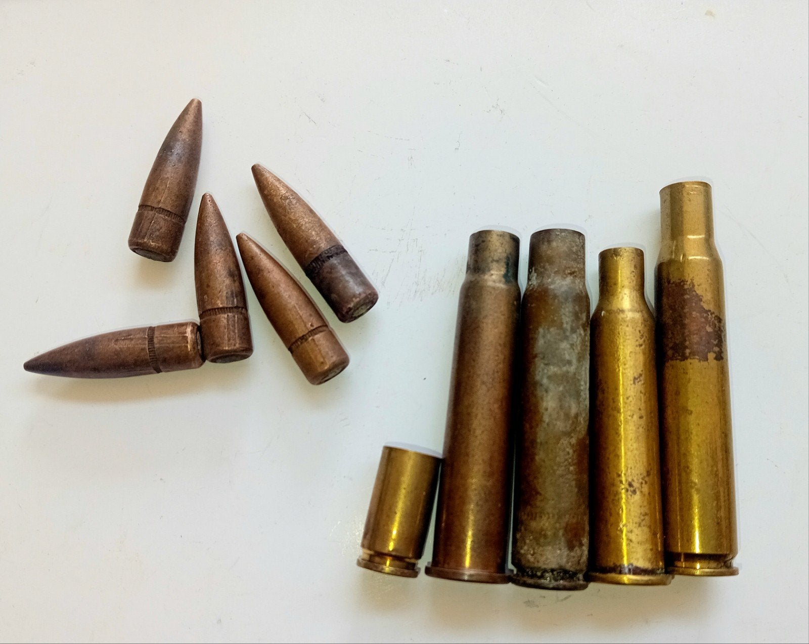 WO2 Lot: Hulzen & Projectielen (Mauser, Lee Enfield, Hembrug, Ophalen of Verzenden, Landmacht, Duitsland, Hulzen of Bodemvondsten