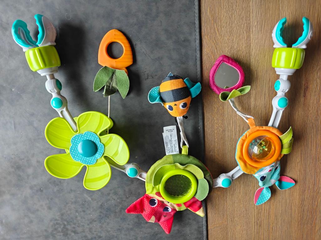 Tiny Love Boog met speeltjes voor kinderwagen/maxi-cosi, Kinderen en Baby's, Speelgoed | Babyspeelgoed, Ophalen of Verzenden, Zo goed als nieuw