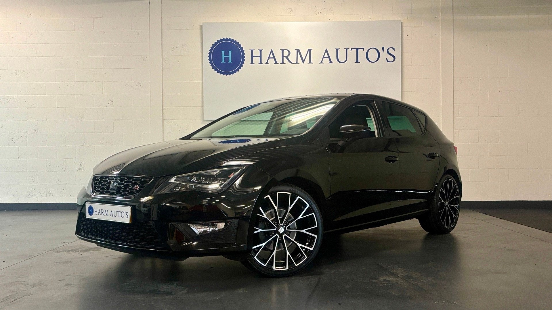 SEAT Leon 1.4 EcoTSI FR 150pk DSG Navi / LED / Cruise / Trek, Gebruikt, Zwart, 4 cilinders, 150 pk