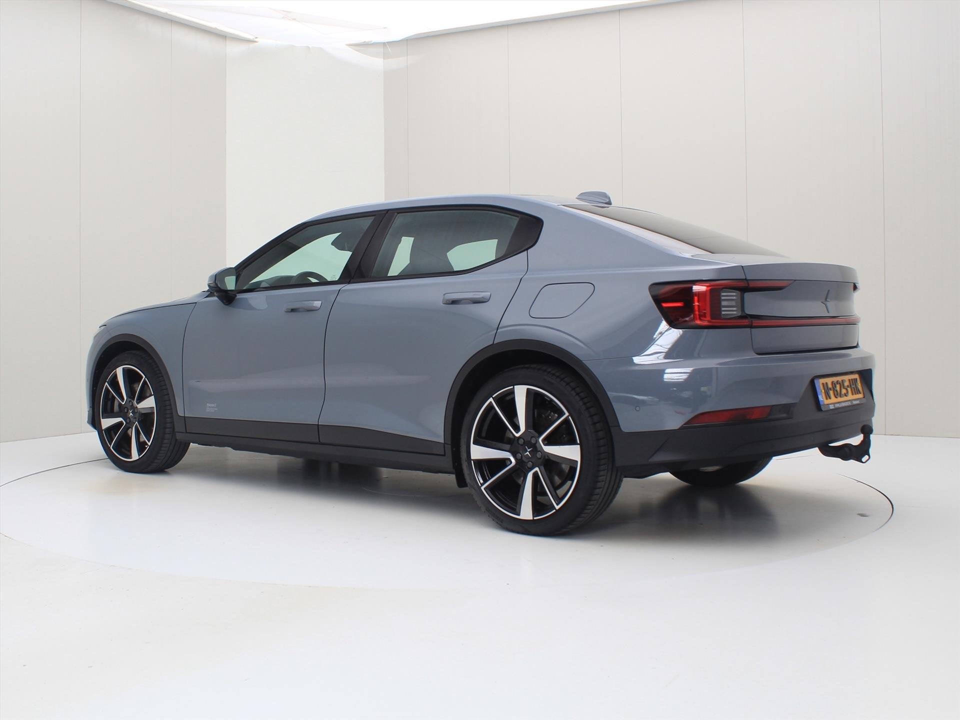 Polestar 2 Long Range Dual Motor Launch Edition 78 kWh AWD 9, Auto's, Polestar 2, Stof, Gebruikt, Zwart