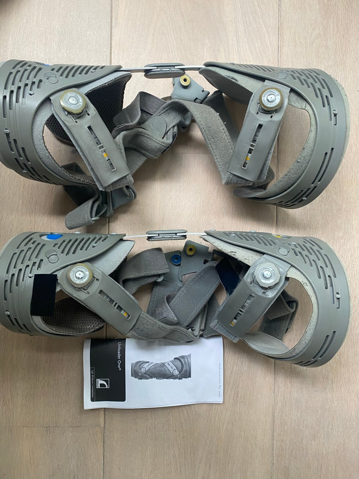 2 stuks Unloader knie brace one ( rwchts), Ophalen of Verzenden, Gebruikt