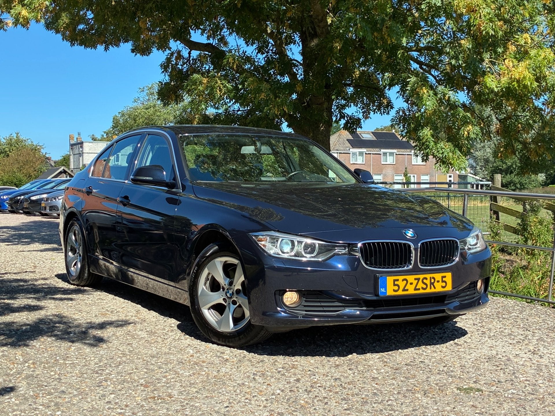 BMW 3-serie 320d High Executive | " 158.000 KM '' + Cruise +, Auto's, Automaat, Achterwielaandrijving, Zwart, 4 cilinders