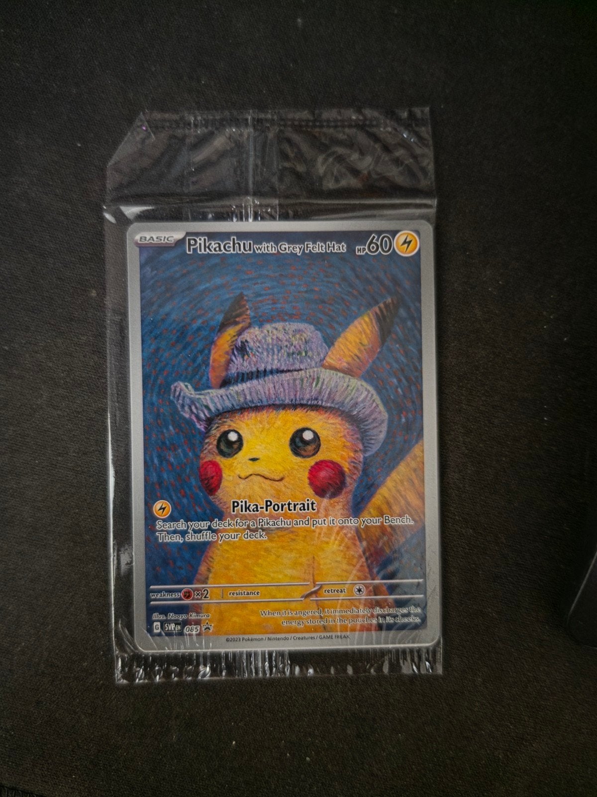 Pikachu van Gogh with grey felt hat 085 orginele seal, Ophalen of Verzenden, Nieuw, Losse kaart