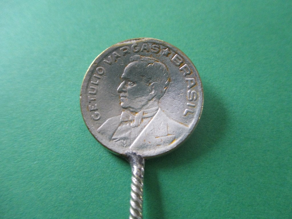 Lepeltje Getulis Vargas 50 ct , 1947 , Brazilie, Verzenden, Zo goed als nieuw