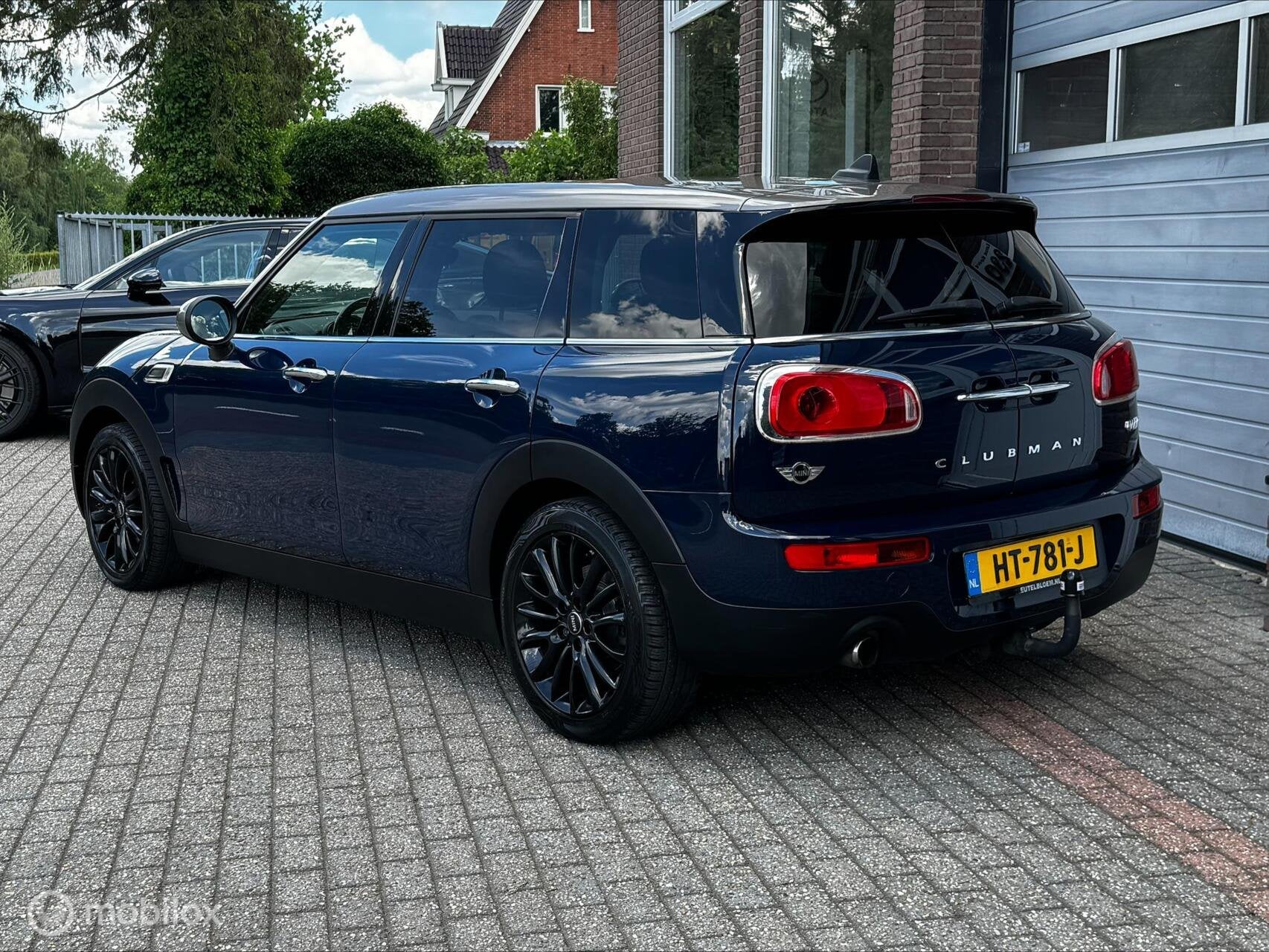 Mini Clubman 1.5 Cooper AUT ECC-AIRCO/NAVI/CRUISE/TREKHAAK, Auto's, Mini, 136 pk, Gebruikt, Blauw, Origineel Nederlands