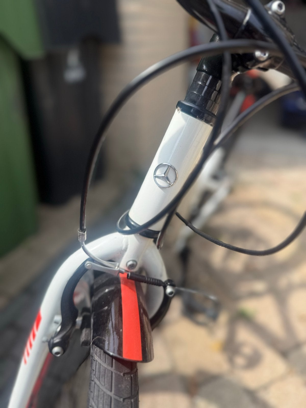 Stoere Mercedes-Benz AMG Kinderfiets /Shimano Versnellingen, Minder dan 10 versnellingen, 26 inch, Velgrem, Minder dan 49 cm