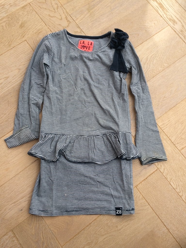 Leuk erg net blauw/wit gestreept jurkje met strik Z8 116/122, Kinderen en Baby's, Meisje, Z8, Ophalen of Verzenden, Zo goed als nieuw