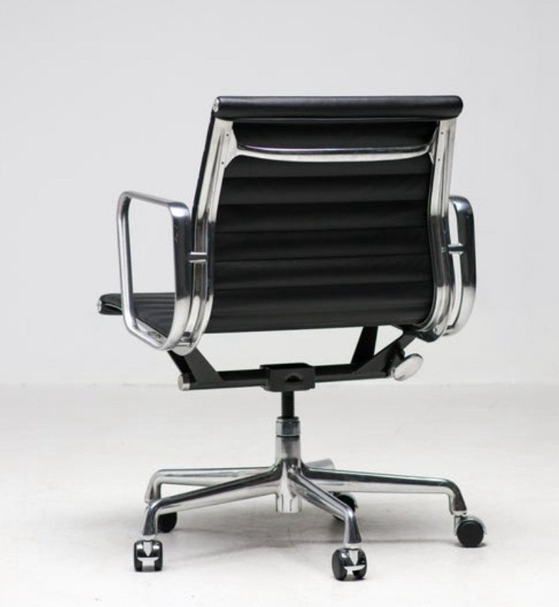 Herman Miller EA117 (VS EA335), Ophalen, -, Zwart, -