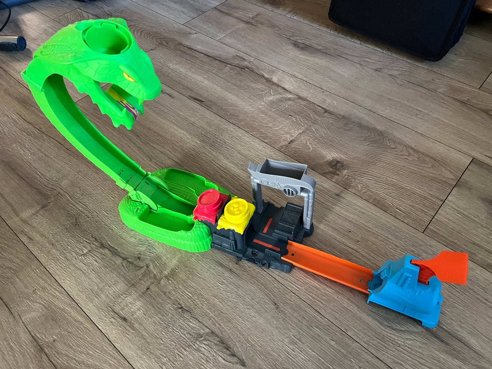 Hot Wheels Slang Racebaan met Lanceerder, Ophalen, Racebaan, Gebruikt, Hot Wheels