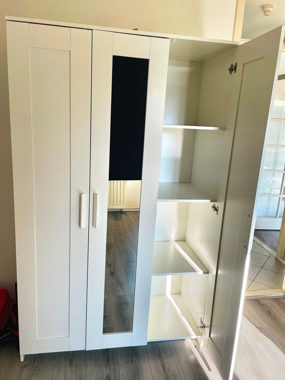 Witte IKEA Pax kledingkast met spiegeldeur en planken, Ophalen, Gebruikt, 100 tot 150 cm, 150 tot 200 cm